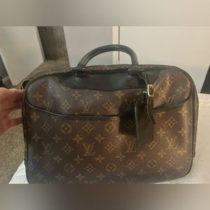 24 HOUR PRICE DROP Vintage LV Deauville